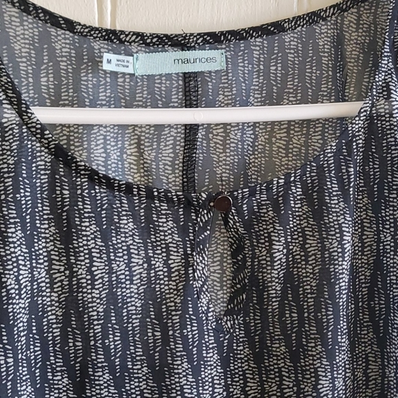 Maurices Fall Blouse with Built In Cami Size M - Picture 2 of 3